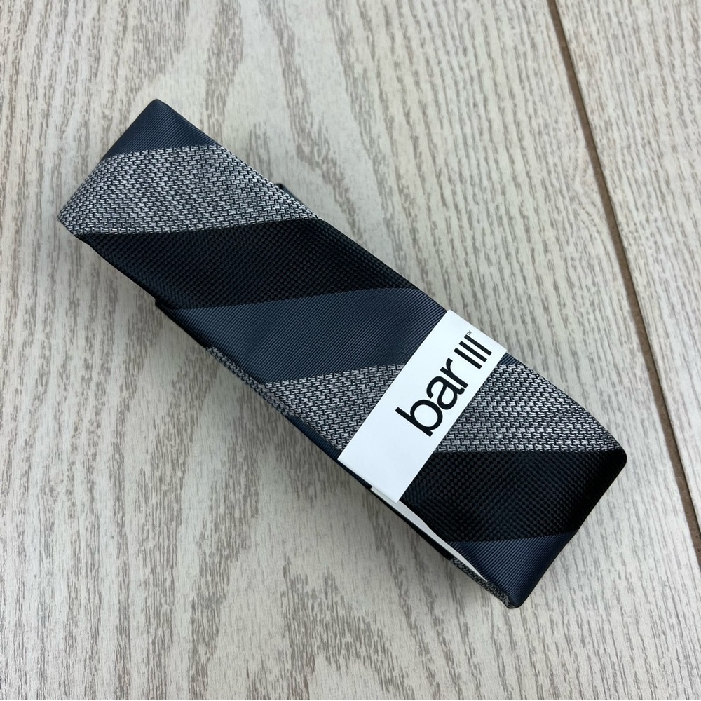 649 Bar III Men's Tie 001 Black Gaffney Stripe $55 Silk Poly Blend Skinny Slim